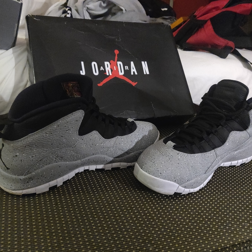 Air Jordan LT Smoke Grey and Black 10s